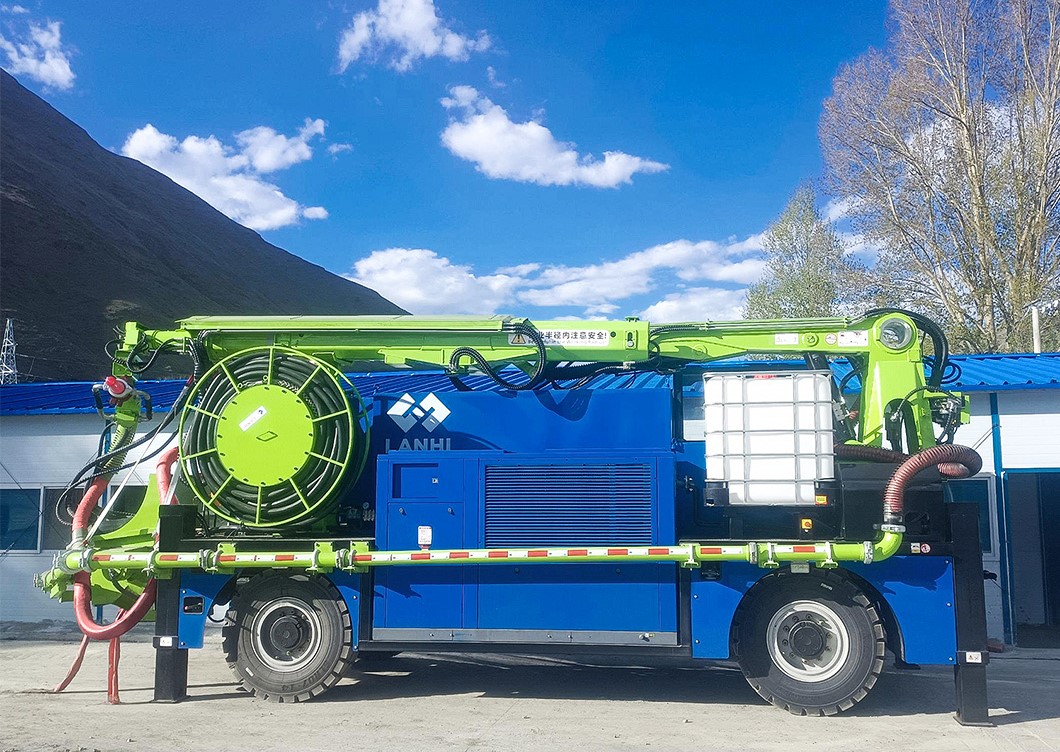 LHP40K-G輪式濕噴機(jī)械手(圖2) LHP40K-G輪式濕噴機(jī)械手(圖2)