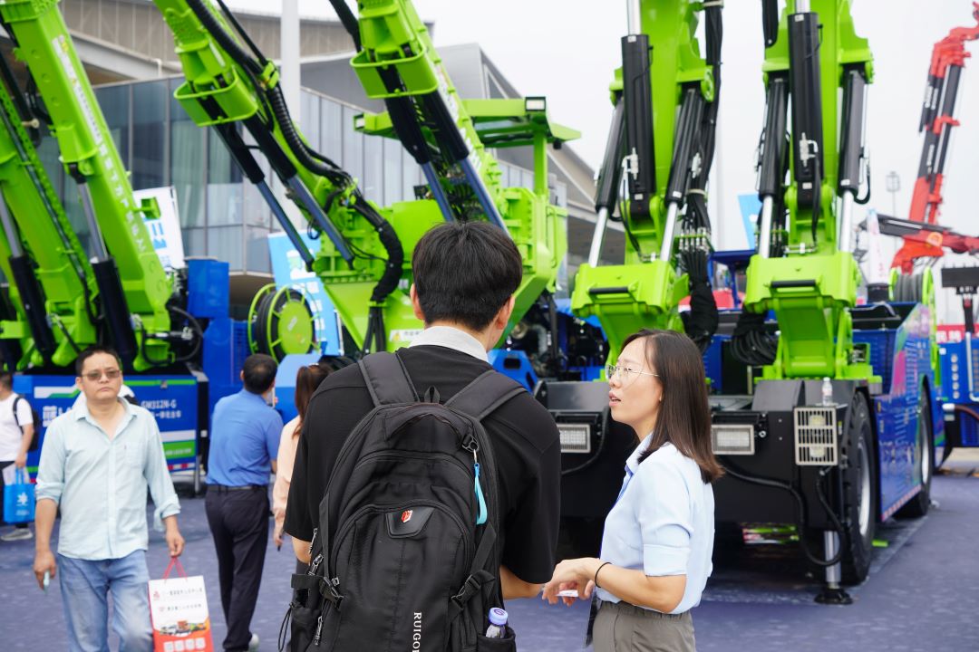 2025長沙國際工程機械展，藍海智能的四大智能產(chǎn)品引爆展區(qū)(圖6)